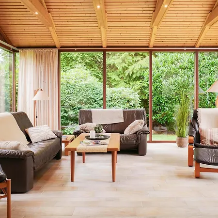 Stadtoase Garten, Wintergarten, Kamin 6 Pers *